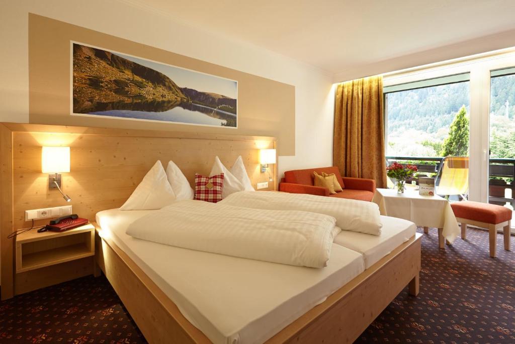 Familiengut Hotel Burgstaller Döbriach Buitenkant foto